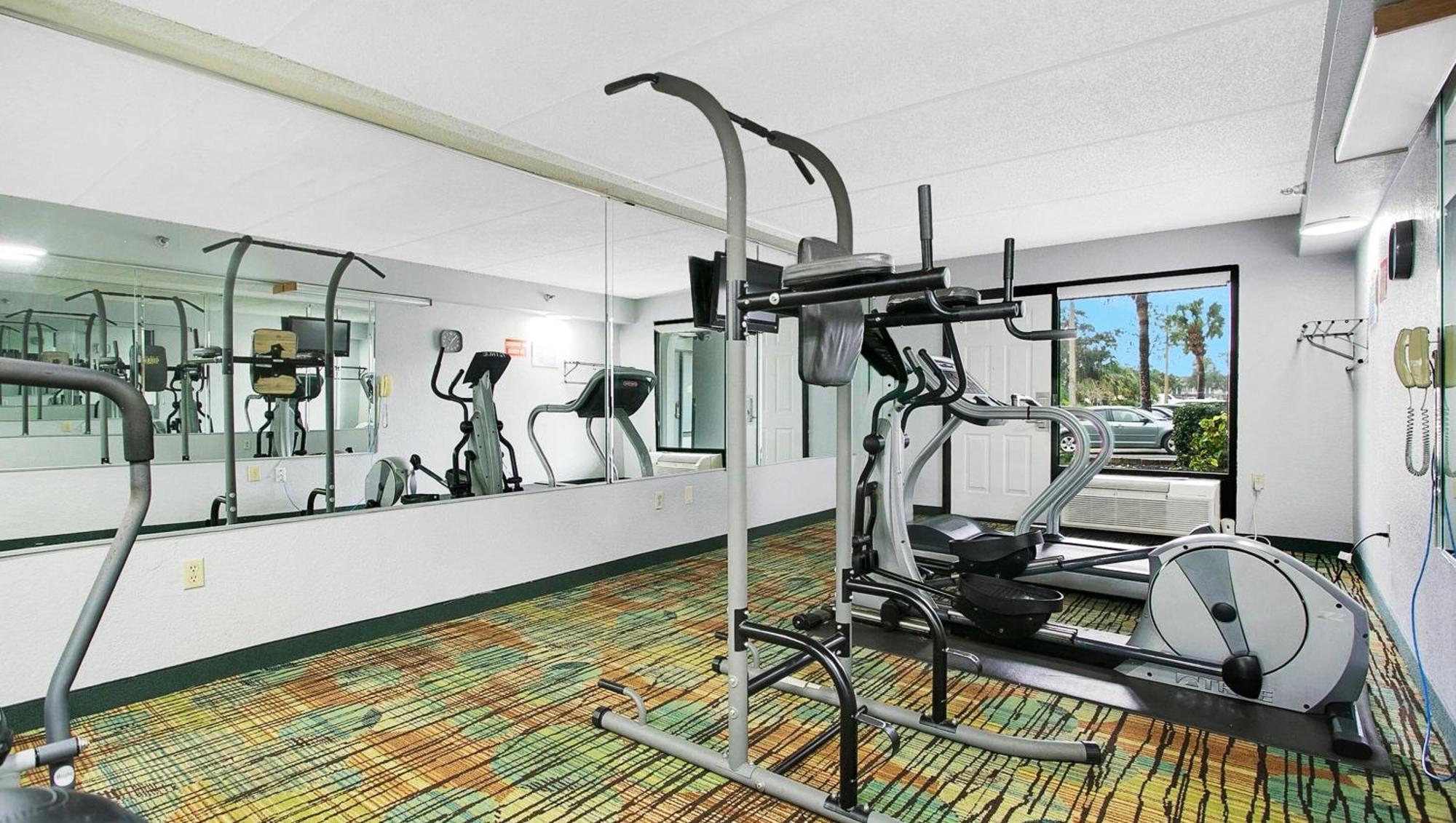Home 1 Suites Extended Stay - Kissimmee Bagian luar foto