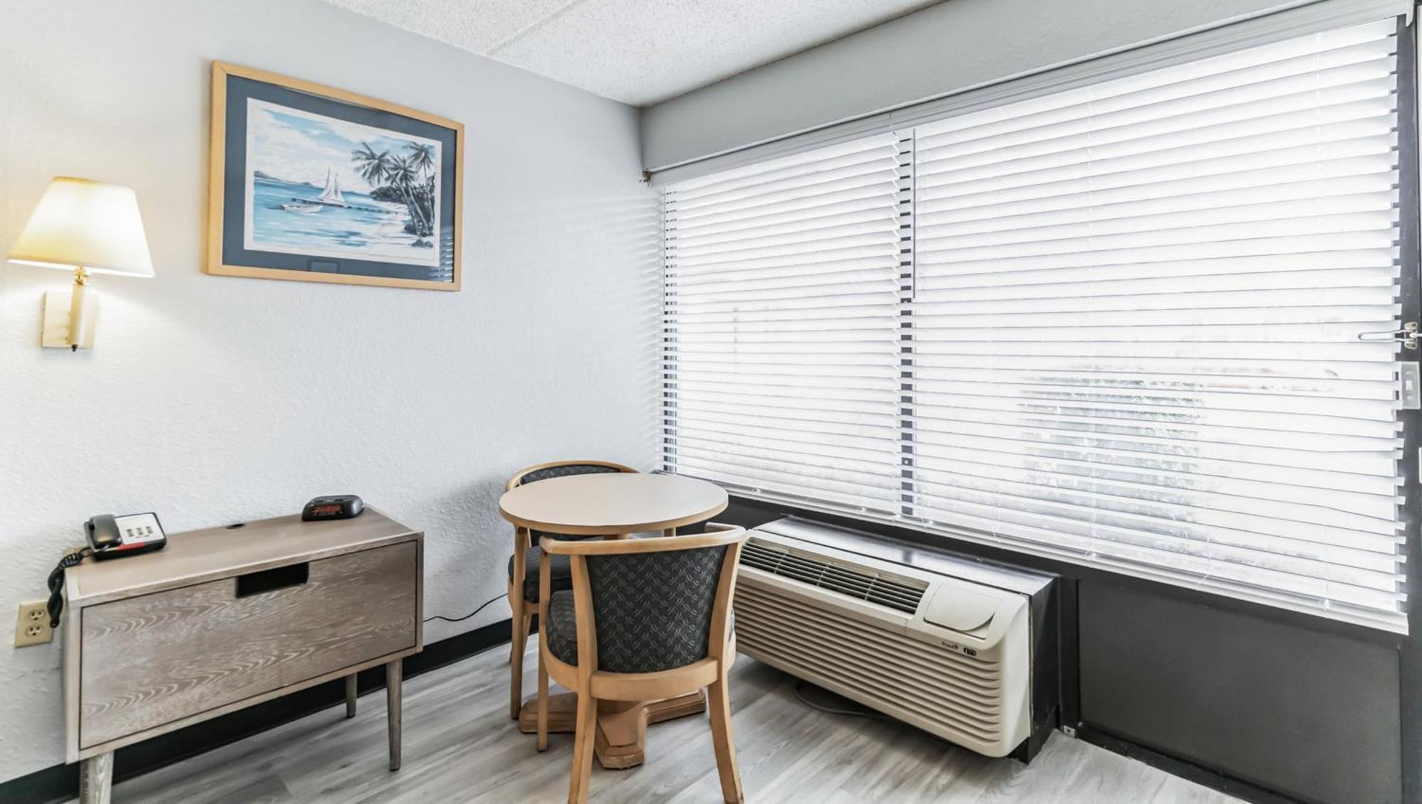 Home 1 Suites Extended Stay - Kissimmee Bagian luar foto