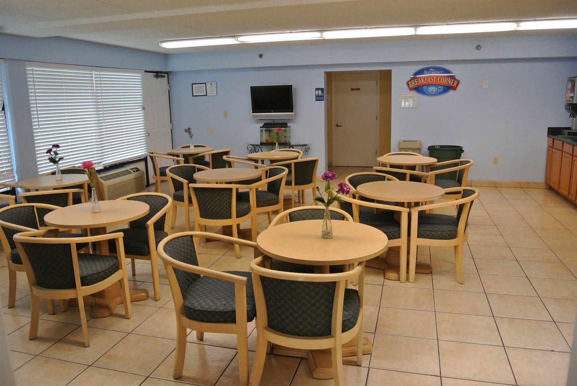 Home 1 Suites Extended Stay - Kissimmee Bagian luar foto