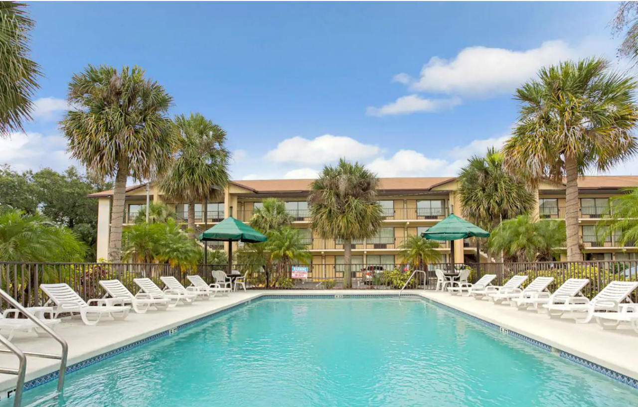 Home 1 Suites Extended Stay - Kissimmee Bagian luar foto